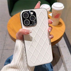 For iPhone 15 Pro Max Case Electroplated Silver Edge Rhombus Pattern PC + PU Leather Phone Back Cover - TechGearPal