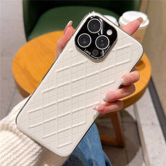 For iPhone 15 Pro Max Case Electroplated Silver Edge Rhombus Pattern PC + PU Leather Phone Back Cover - TechGearPal