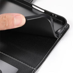 For Samsung Galaxy A17 5G / A26 5G Case Magnetic Snap Litchi Texture Leather Wallet Phone Cover with Wrist Strap