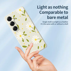 For Samsung Galaxy S25 Case White Flowers Green Leaves Pattern Printing Straight Edge TPU Phone Back Cover